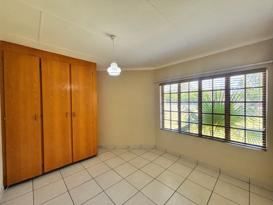 3 Bedroom Property for Sale in Mooivallei Park North West